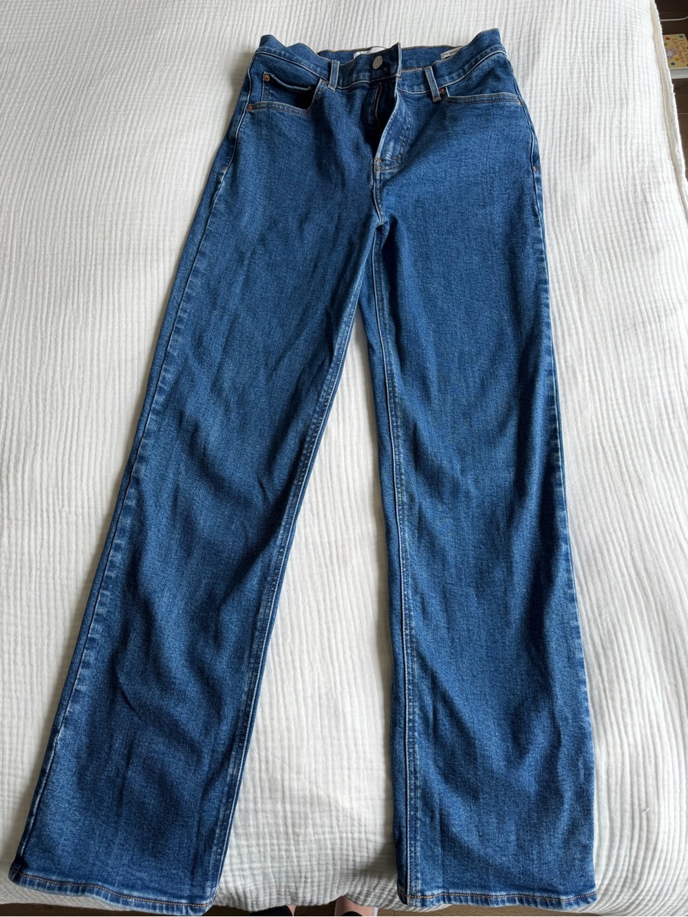 Aritzia Denim Forum - 90s Snatched Mid Rise Straight - Size 28